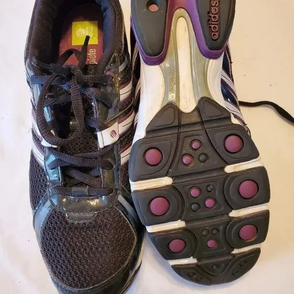 ADIDAS running shoe size 9 - Picture 3 of 8